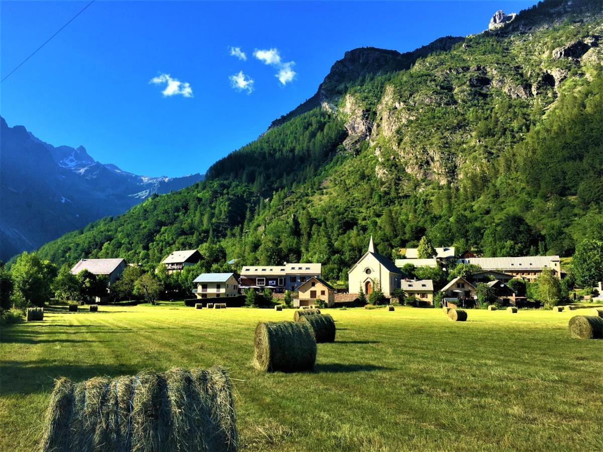 Auberge Des Ecrins Champoléon Kültér fotó